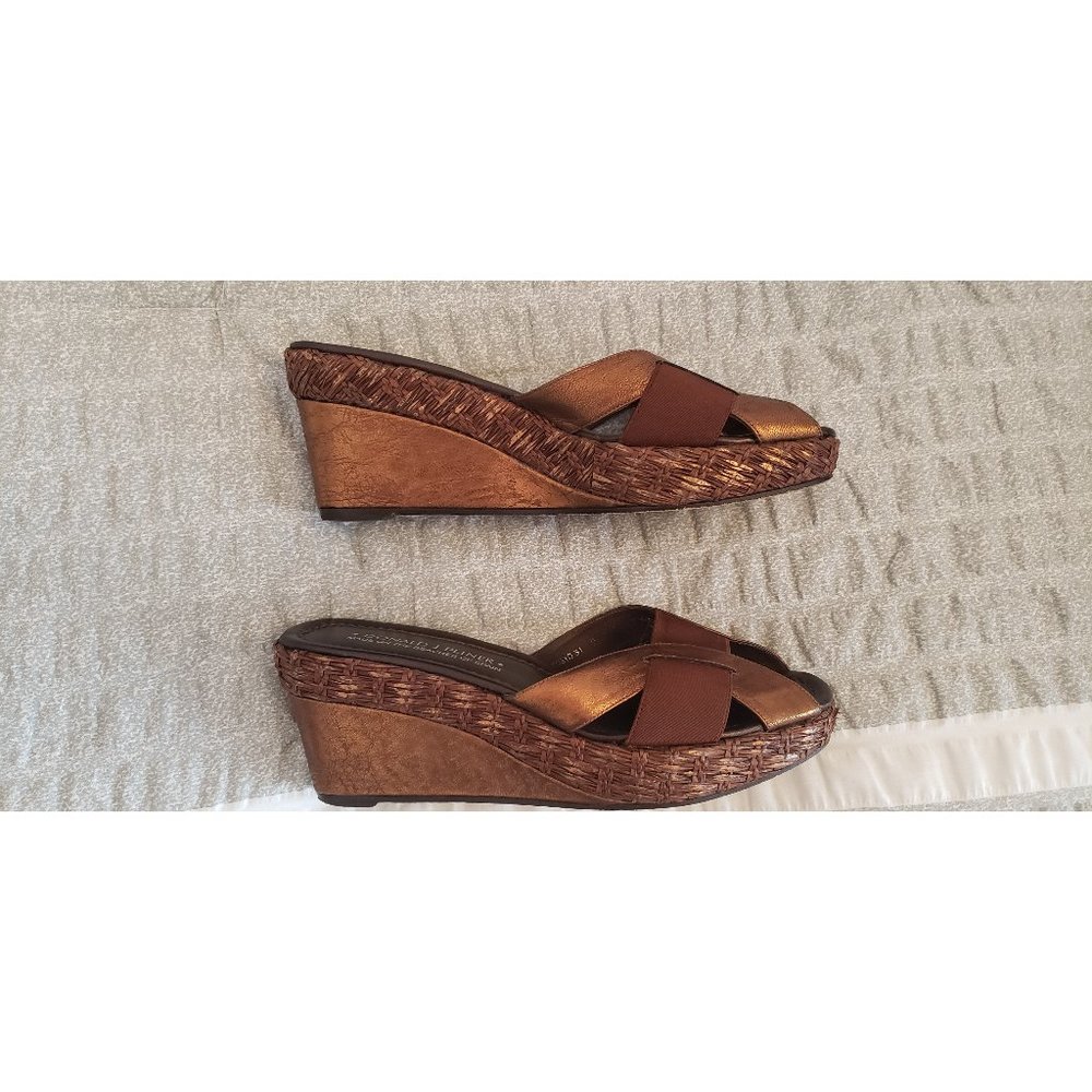 Donald Pliner size 9